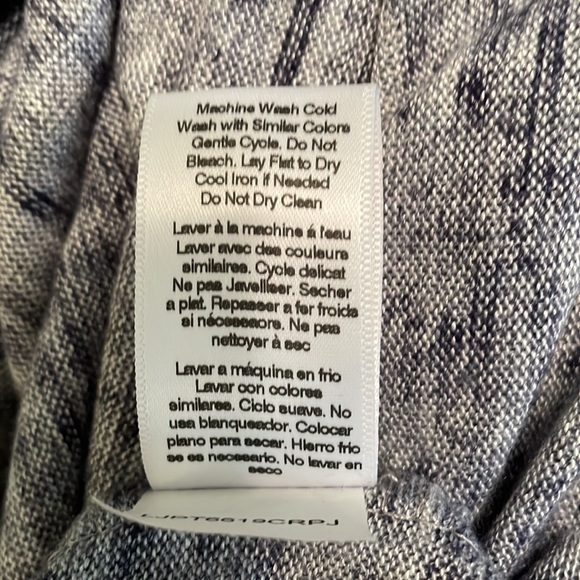 Laila Jayde sweater in new condition sz SP - Picture 5 of 7